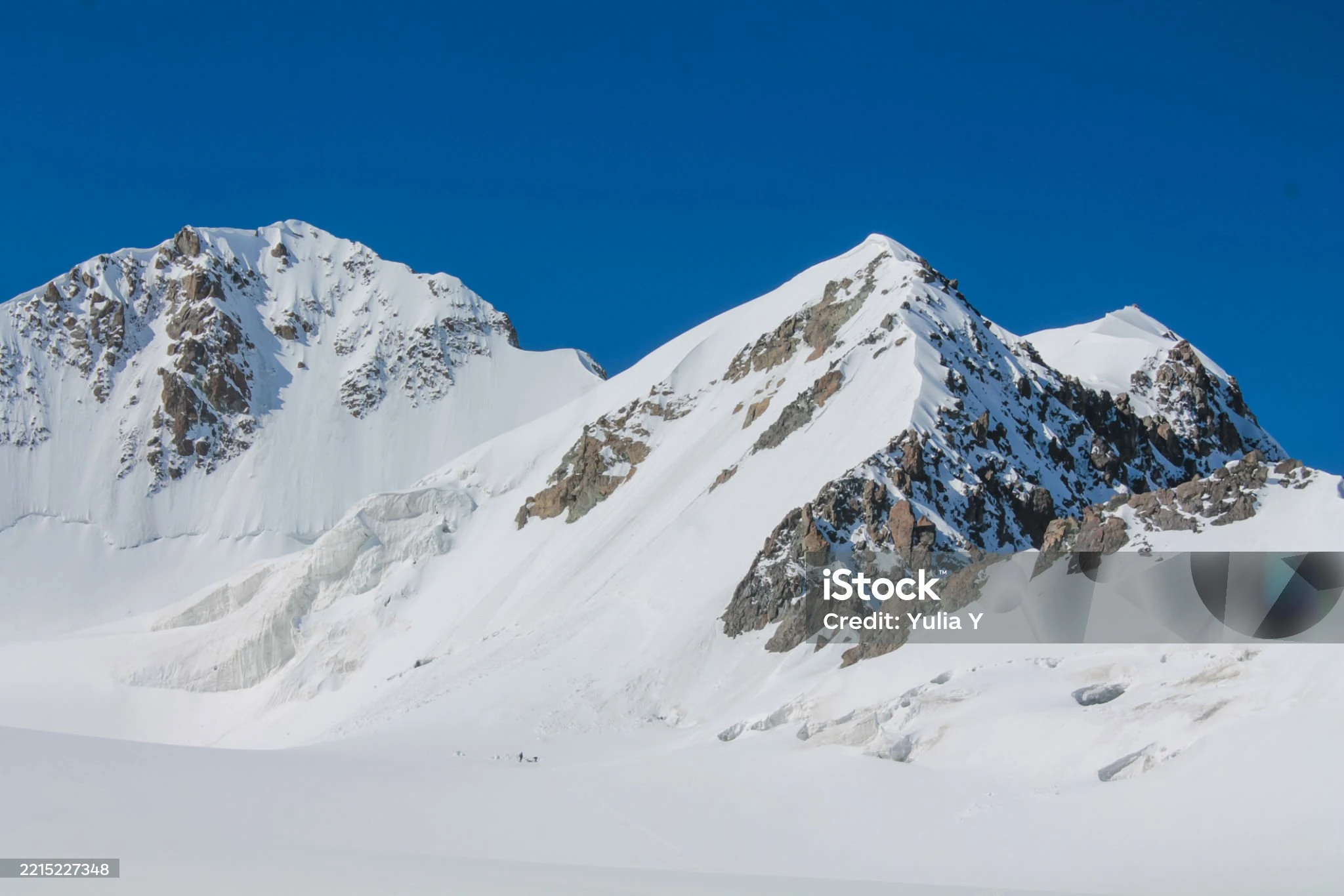 Xinjiang Panorama - Tianshan Mountains — photo 3 of 3 (gallery)