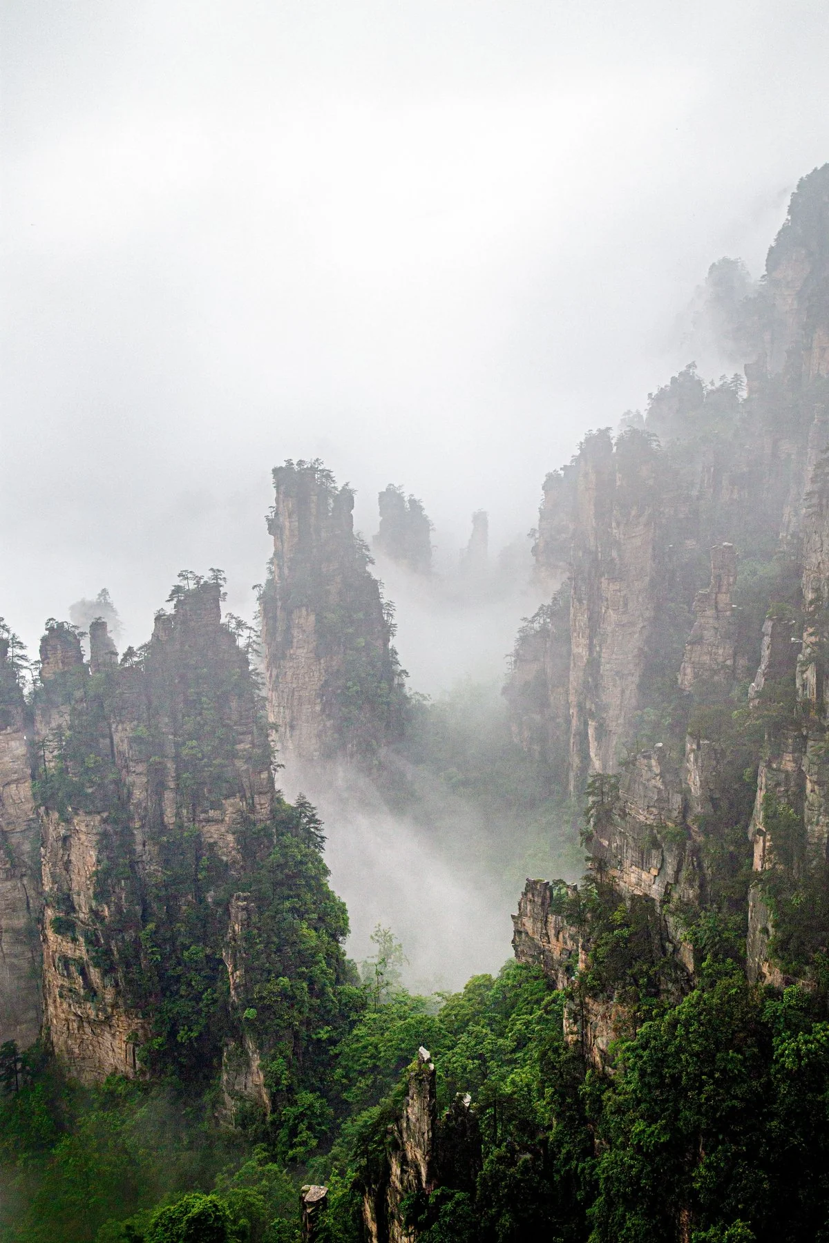 Zhangjiajie Avatar Peaks — photo 2 of 3 (gallery)
